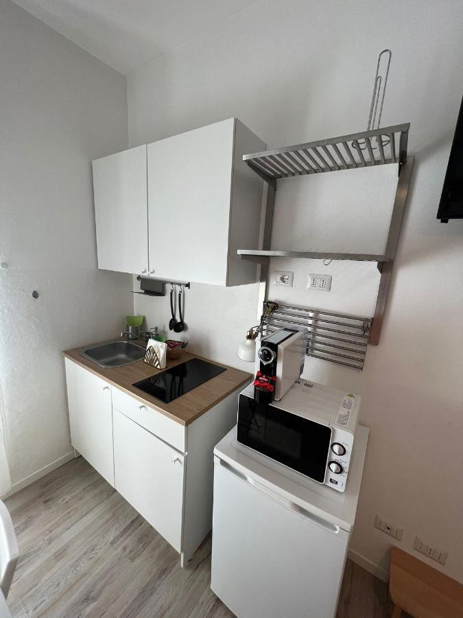 Apartment Via Treviso 6 Milan Exterior photo