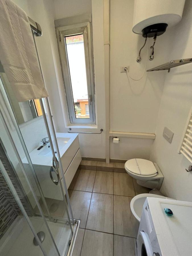 Apartment Via Treviso 6 Milan Exterior photo